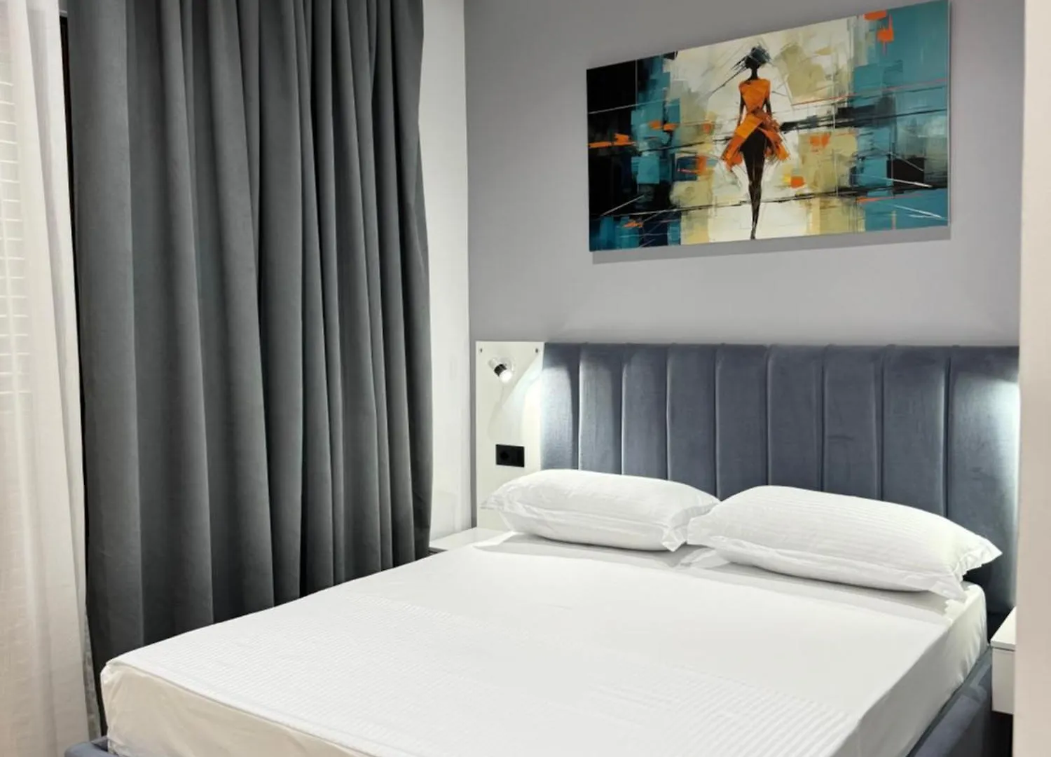 Vila Huqi Seaside Durrës 3*,  Albanien